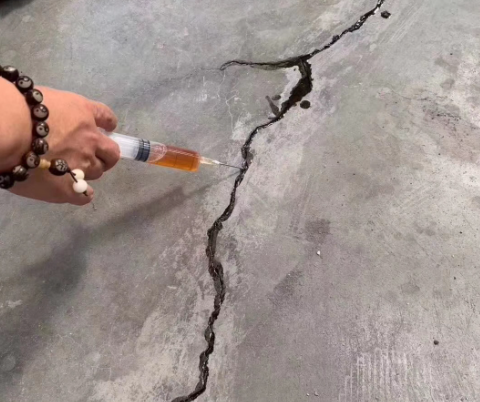 上安乡混凝土裂缝修补技术详解​